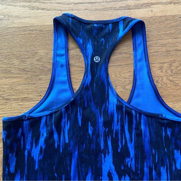 Lululemon Cool Racerback blue size 8 - Picture 8 of 9